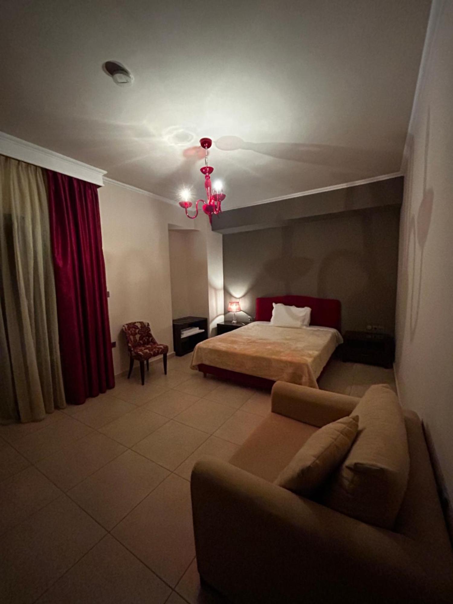 Faraggi Hotel Szimvolí Kültér fotó